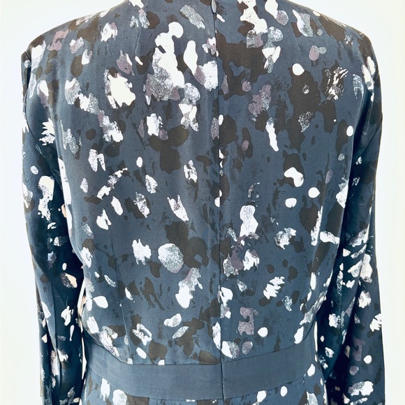 Club Monaco SILK long sleeve dress - Picture 5 of 13